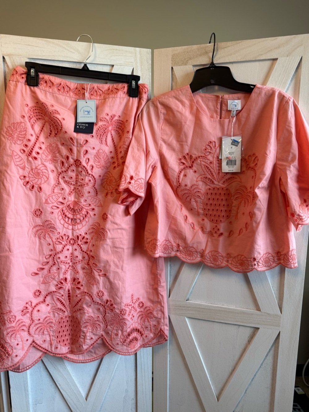 crown & ivy Sewing Down South Coral Blast Embroidered Top and Skirt Set - Picture 9 of 11